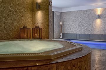 Privé wellness met champagne ontbijt romantisch-cadeau-luxe-wellness-champagne-ontbijt