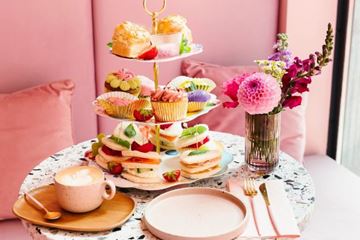 Cadeau secretaressedag pink high tea Cadeau secretaressedag pink high tea