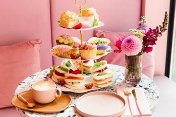 Pink High Tea Cadeau Antwerpen Pink High Tea Cadeau Antwerpen